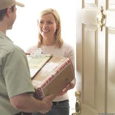 Veliki izbor načina dostave za kupce.  Dostava poštanskim paketima.  Dostava od strane transportnih kompanija.